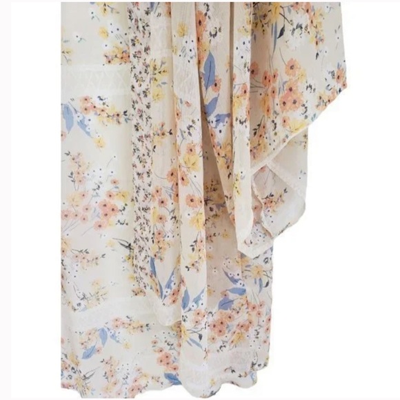 BAND OF GYPSIES || Open Front Kimono Blouse Beige Floral 3/4 Sleeve Sz XS /S - Picture 5 of 7